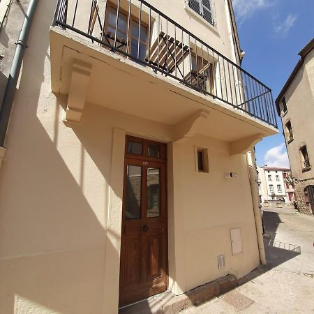 Maison De Ville Vic-le-Comte Buitenkant foto