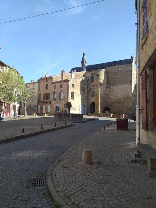 Maison De Ville Vic-le-Comte Buitenkant foto
